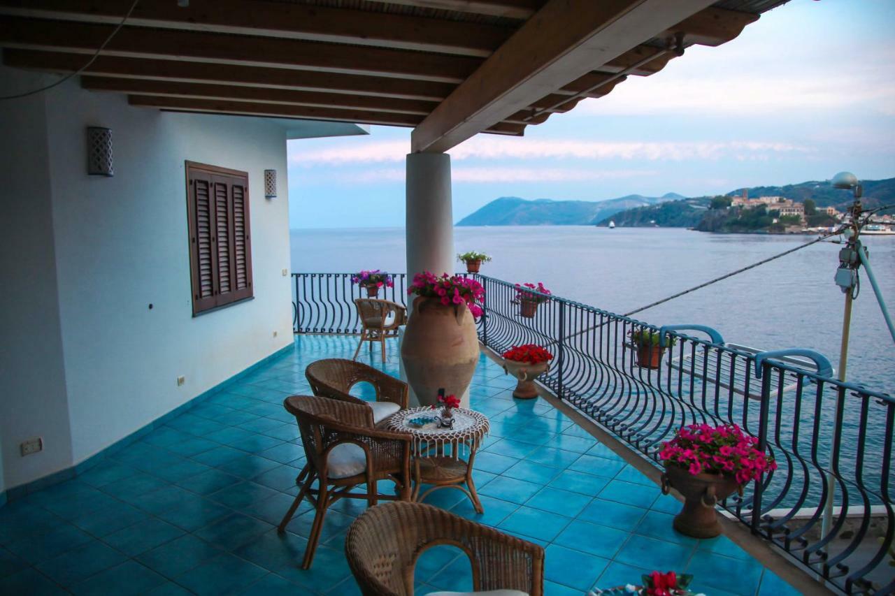 B&B Alta Marea Lipari Εξωτερικό φωτογραφία
